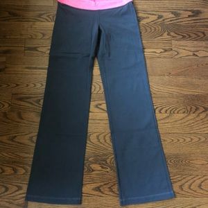 Lululemon yoga pants